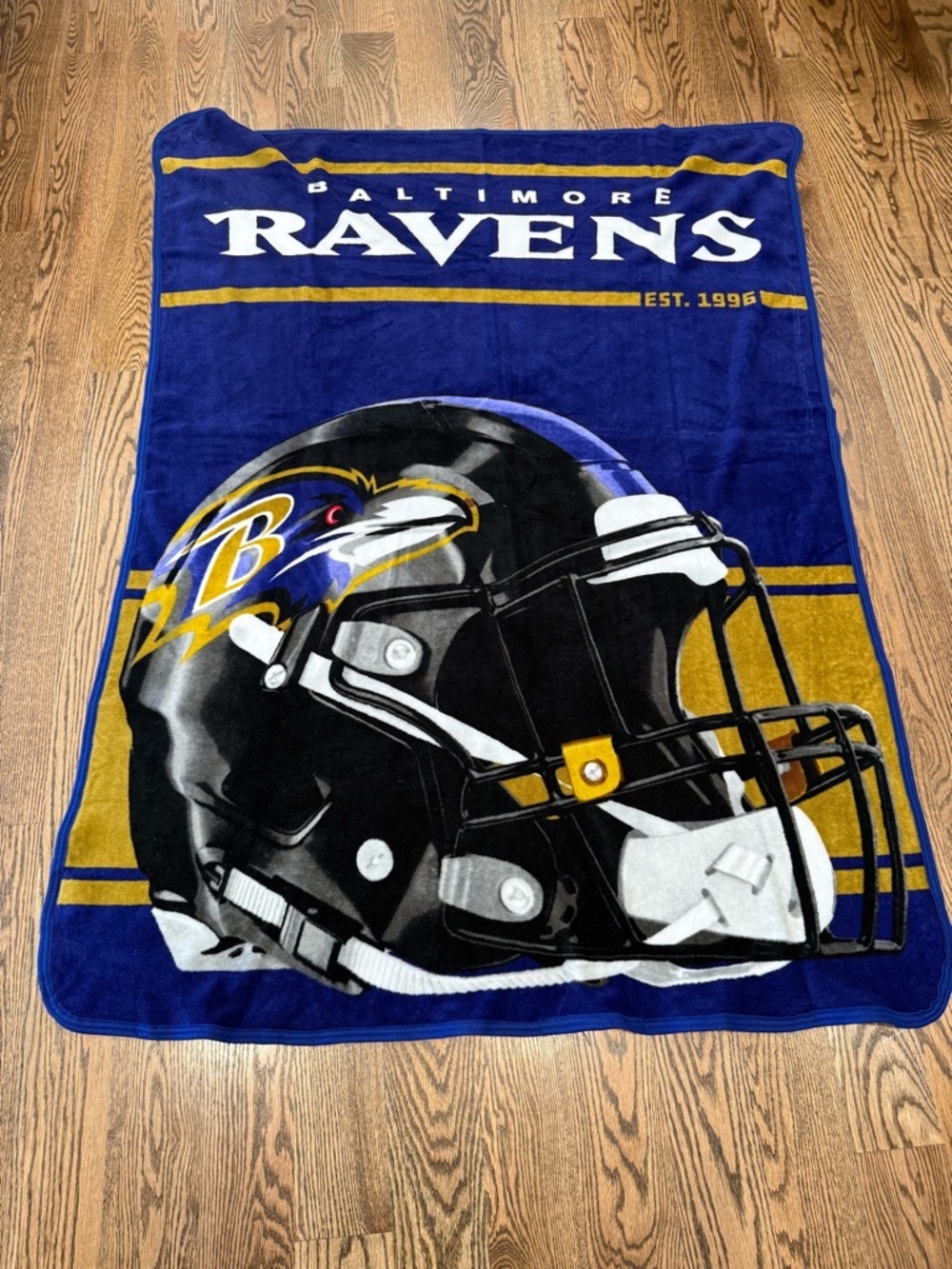 Baltimore Ravens Helmet Plush Throw Blanket - Team Logo